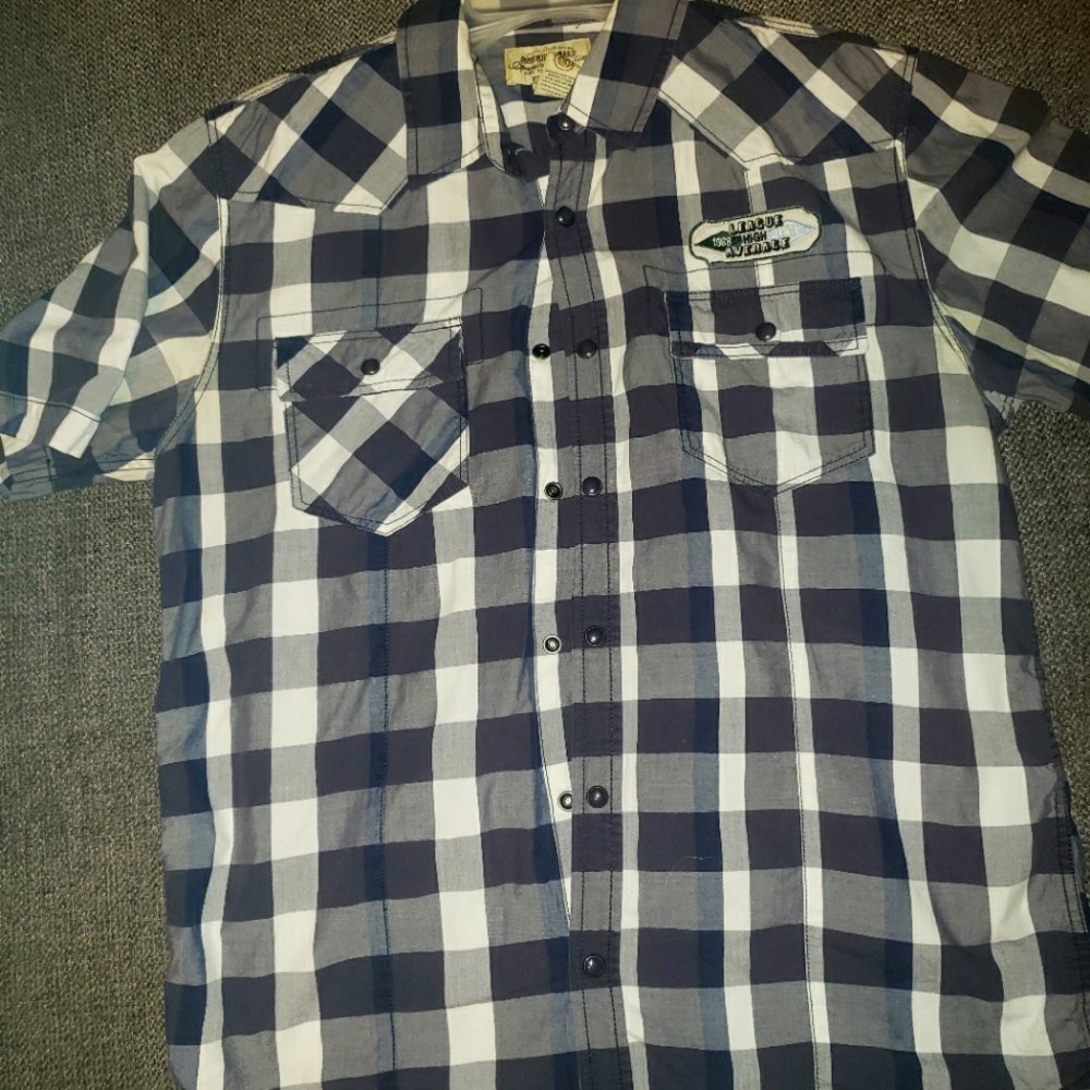 Short sleeve